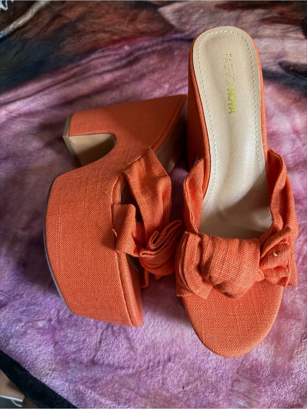 Fashion Nova Orange Knot-Front Platform Slide Sandals
